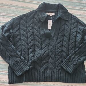 Elegant Deep Teal Cable Knit V-Neck Sweater